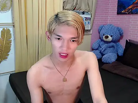 Snapshot of fuckerfriendsxx chatting on 4, 5, 2026 fuckerfriendsxx online show from 4, 5, 2026