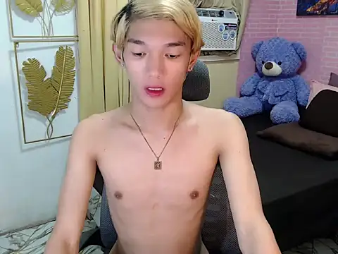 Snapshot of fuckerfriendsxx chatting on 18, 5, 2026 fuckerfriendsxx online show from 18, 5, 2026