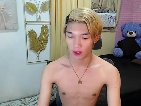 Snapshot of fuckerfriendsxx chatting on 22, 5, 2026 fuckerfriendsxx online show from 22, 5, 2026