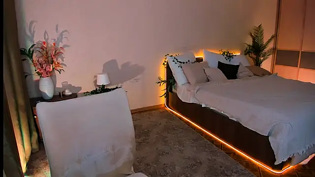 Snapshot of ChristinaConteeree chatting on 21, 10, 2025 ChristinaConteeree online show from 21, 10, 2025