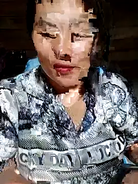 Snapshot of Love-Ly99 chatting on 8, 9, 2025 Love-Ly99 online show from 8, 9, 2025