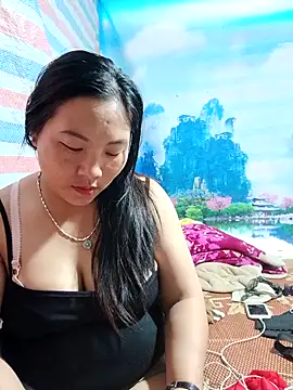 Snapshot of Love-Ly99 chatting on 12, 9, 2025 Love-Ly99 online show from 12, 9, 2025