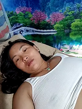 Snapshot of Love-Ly99 chatting on 13, 9, 2025 Love-Ly99 online show from 13, 9, 2025