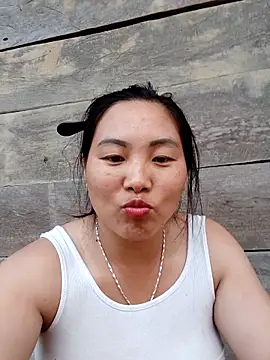 Snapshot of Love-Ly99 chatting on 17, 9, 2025 Love-Ly99 online show from 17, 9, 2025