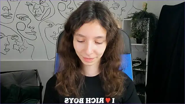 EmmanuellBrown online show from 17, 10, 2025