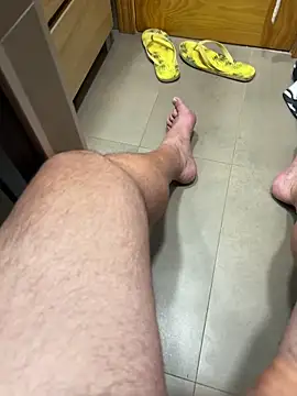 aries7713 online show from 10, 9, 2025