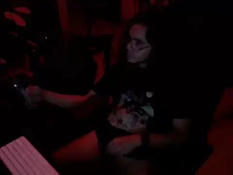 Snapshot of dorrey21 chatting on 12, 11, 2025 dorrey21 online show from 12, 11, 2025