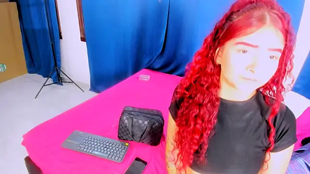 Venus velvett online show from 14, 10, 2025