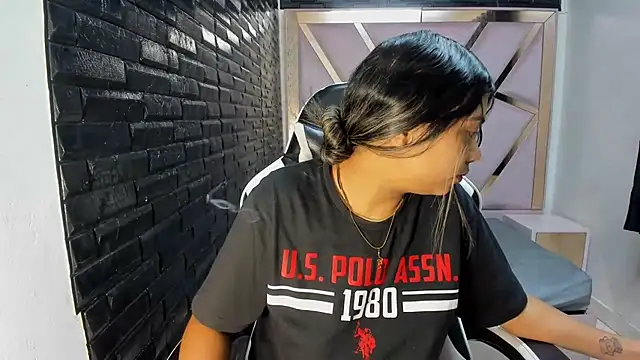Darlys69x online show from 25, 9, 2025