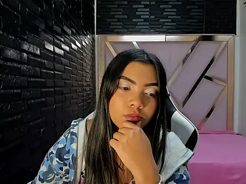 Darlys69x online show from 2, 10, 2025