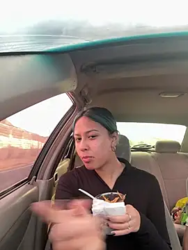 lynn9000 online show from 22, 4, 2026