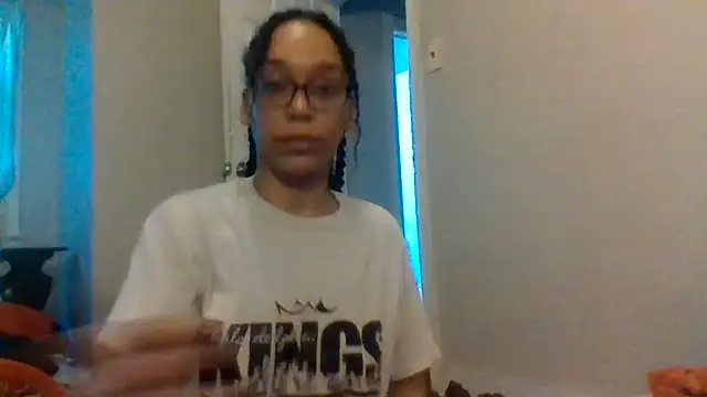 Snapshot of Velvetraexo chatting on 22, 6, 2026 Velvetraexo online show from 22, 6, 2026