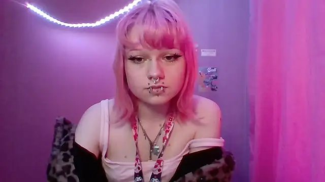 Snapshot of PinkyPixy chatting on 3, 10, 2025 PinkyPixy online show from 3, 10, 2025