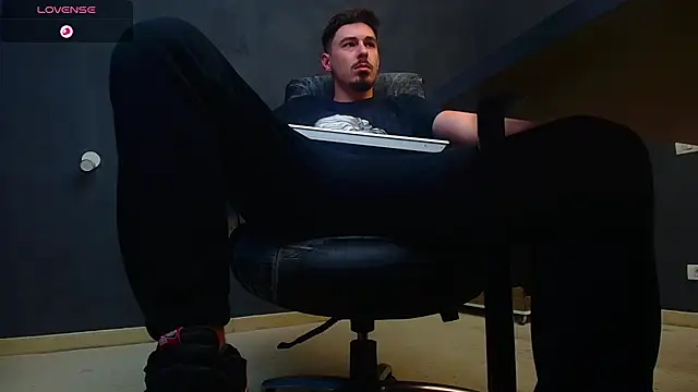 EnzoRace online show from 4, 10, 2025