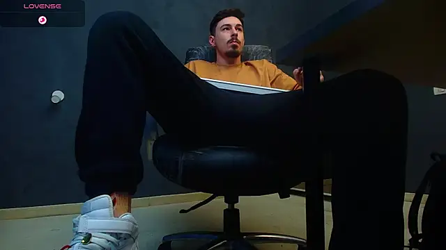 EnzoRace online show from 9, 10, 2025