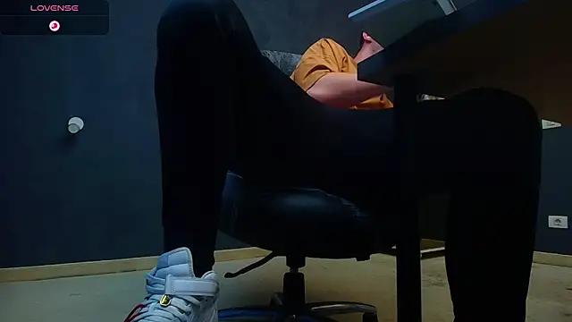 EnzoRace online show from 6, 11, 2025