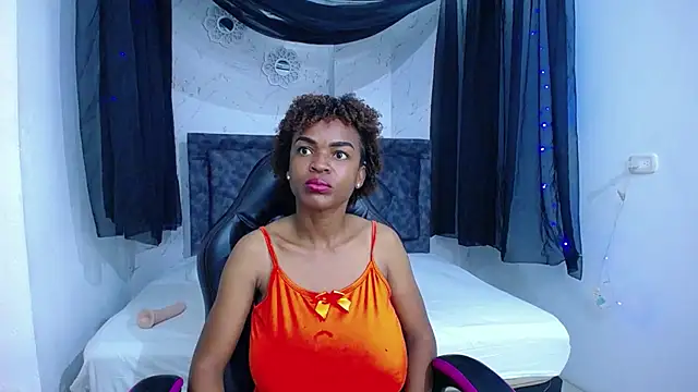 mia  thomson  online show from 22, 10, 2025