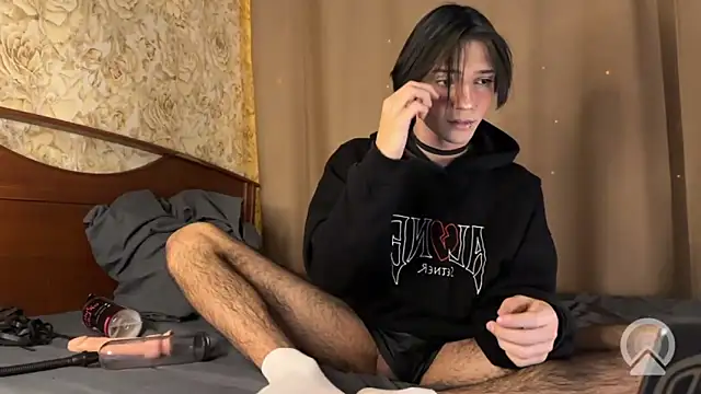 NikGive online show from 2, 2, 2026