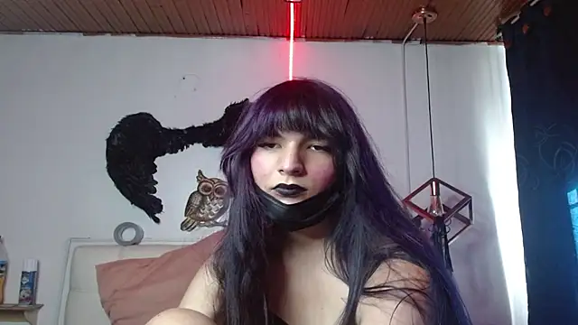  Danna S online show from 4, 10, 2025