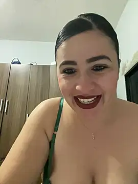 Snapshot of IvettSt_ chatting on 18, 7, 2026 IvettSt online show from 18, 7, 2026
