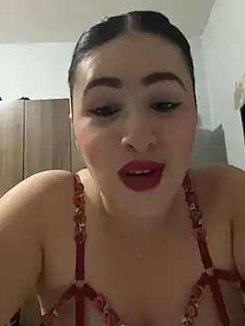 Snapshot of IvettSt_ chatting on 19, 7, 2026 IvettSt online show from 19, 7, 2026