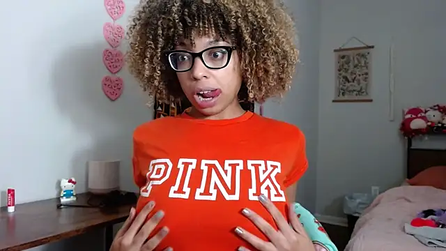 Cherribombzz online show from 17, 2, 2026