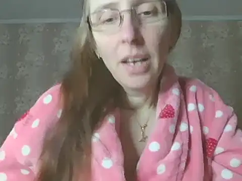 CandiCole online show from 17, 4, 2026