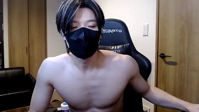 Mei-Tanaka online show from 11, 11, 2025