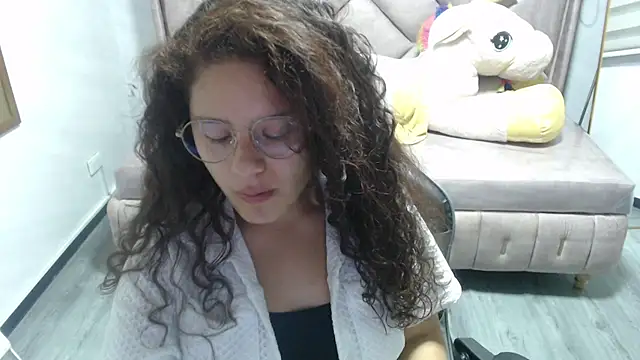 Velvet Moon V online show from 1, 11, 2025