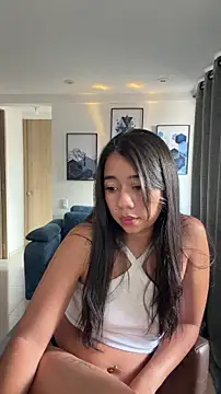 Snapshot of Lily_June chatting on 18, 4, 2026 Lily June online show from 18, 4, 2026