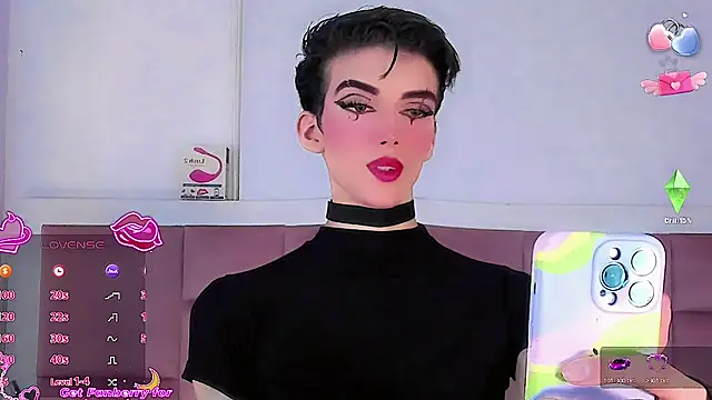 Baby FenixTS online show from 19, 11, 2025