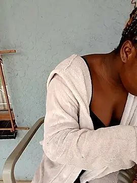 SweetHoney21  online show from 19, 1, 2026