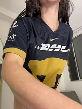 Snapshot of karinasantos_ chatting on 10, 2, 2026 karinasantos online show from 10, 2, 2026