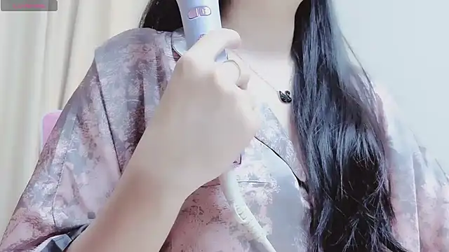 Snapshot of Miu-999 chatting on 9, 4, 2026 Miu-999 online show from 9, 4, 2026