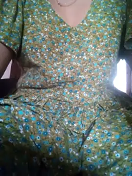 babyjunee12 online show from 12, 4, 2026