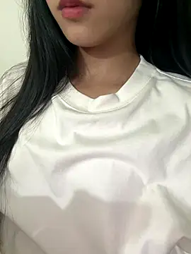 Snapshot of Desi_sara chatting on 12, 9, 2025 Desi sara online show from 12, 9, 2025