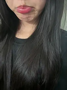 Snapshot of Desi_sara chatting on 1, 10, 2025 Desi sara online show from 1, 10, 2025