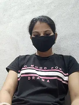 Snapshot of poojam93 chatting on 1, 6, 2026 poojam93 online show from 1, 6, 2026