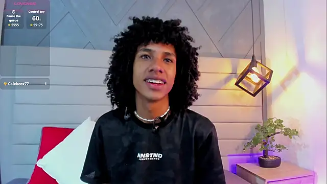 Snapshot of Johan_gz_ chatting on 25, 11, 2025 Johan gz online show from 25, 11, 2025