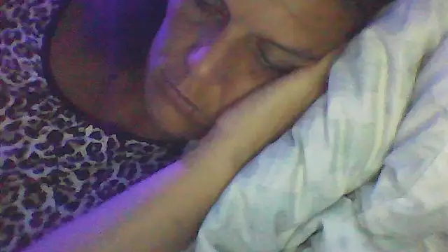 sarahkat86 online show from 4, 2, 2026