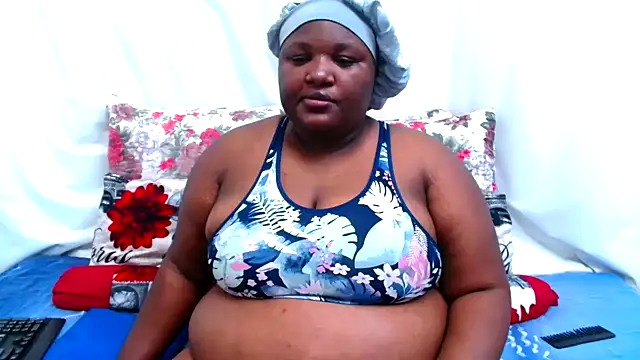 ChubbyBoobsxxx online show from 19, 11, 2025