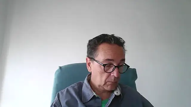 Snapshot of KeepCoolForever chatting on 20, 10, 2025 KeepCoolForever online show from 20, 10, 2025