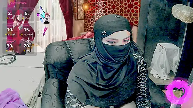 Snapshot of SultanaLayla chatting on 13, 9, 2025 SultanaLayla online show from 13, 9, 2025
