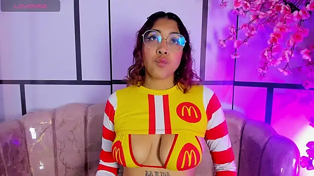 Olivejoness online show from 22, 10, 2025