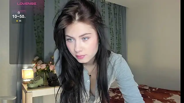 Vanellopes online show from 14, 11, 2025