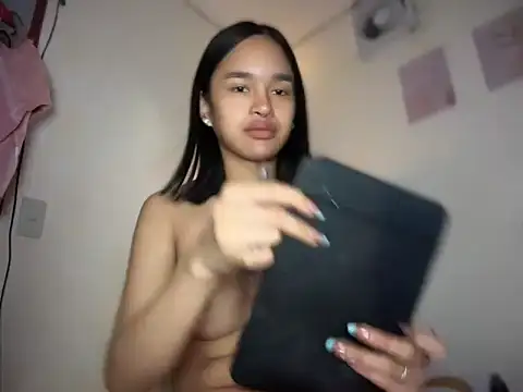 lelasohna online show from 18, 4, 2026