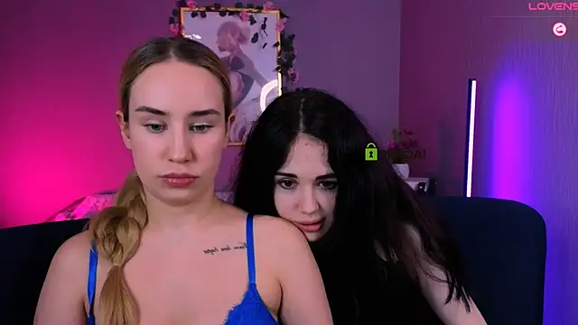 riley sanders online show from 29, 11, 2025