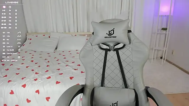 LiliaMoons online show from 28, 9, 2025