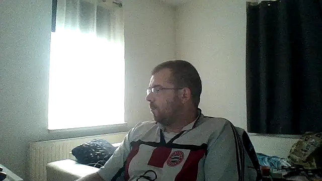 Snapshot of freak858 chatting on 6, 7, 2026 freak858 online show from 6, 7, 2026