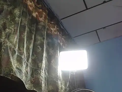 maggi hotsson online show from 25, 11, 2025